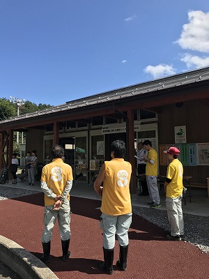 須坂市動物園日記 - 須坂市動物園飼育スタッフから情報発信！須坂市動物園日記第43回動物愛護に関する標語コンクール表彰式を開催いたしました。。
